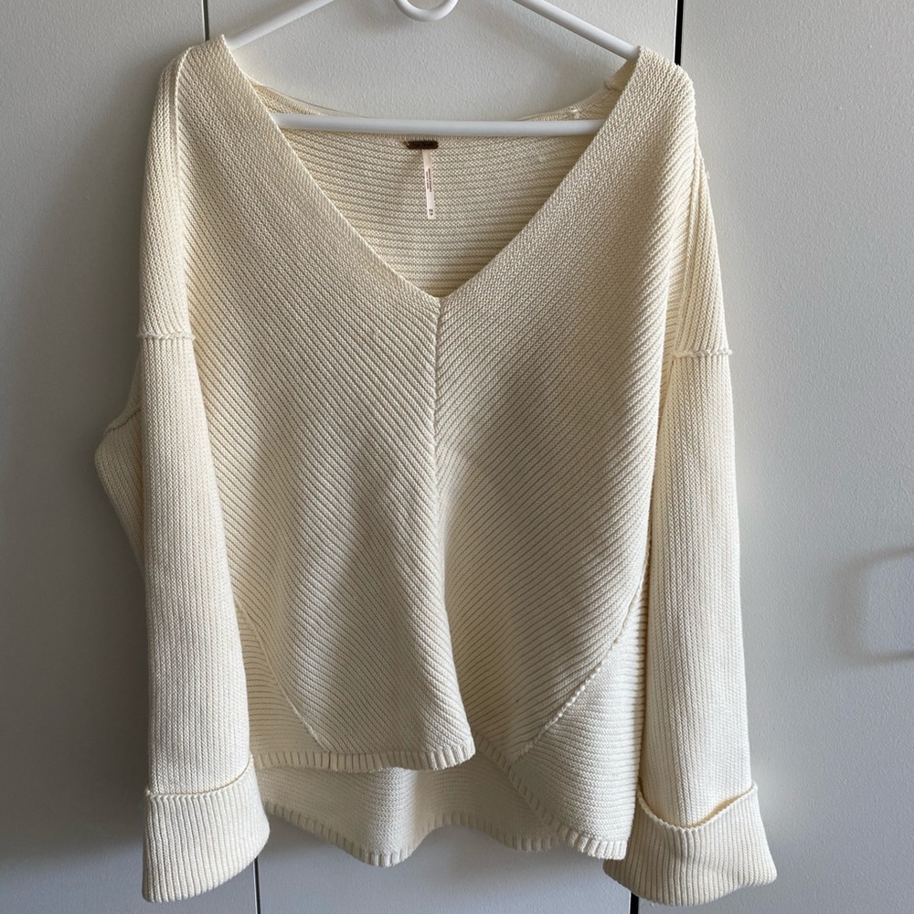 Freepeople White oversize sweater XS